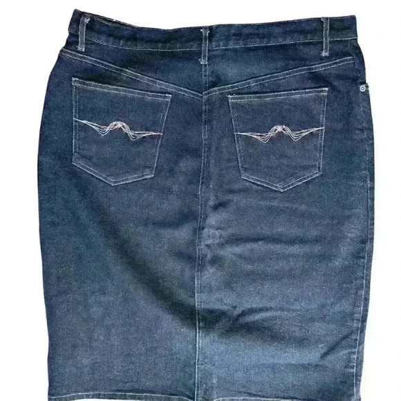 Jean  Skirt - Picture 2 of 4